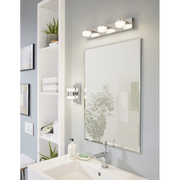 Photo of Wall Lighting ROMENDO 94651 in an bathroom Interior