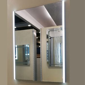 long mirror with lighting