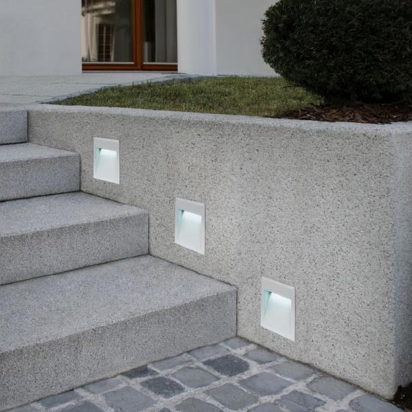 outdoor step lights for staircase